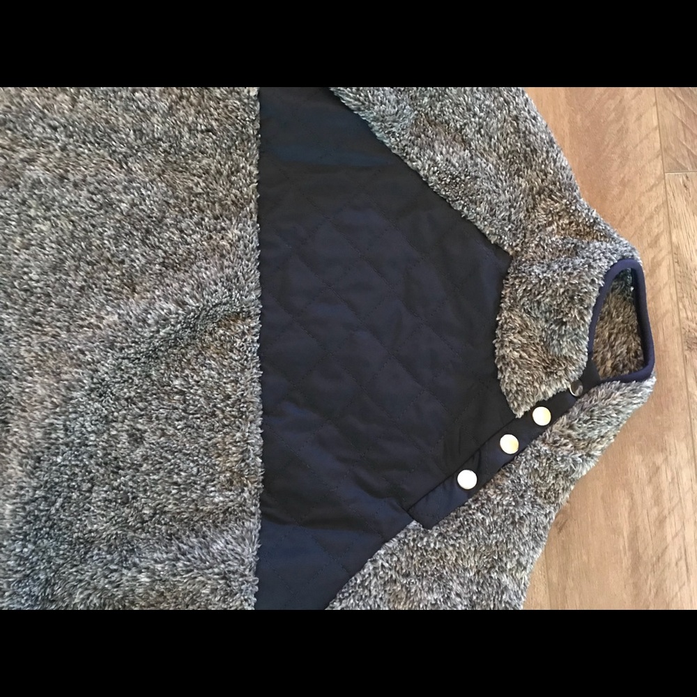 Sweater - Picture 2 of 3